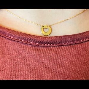✨14k Yellow Gold heart pendant✨